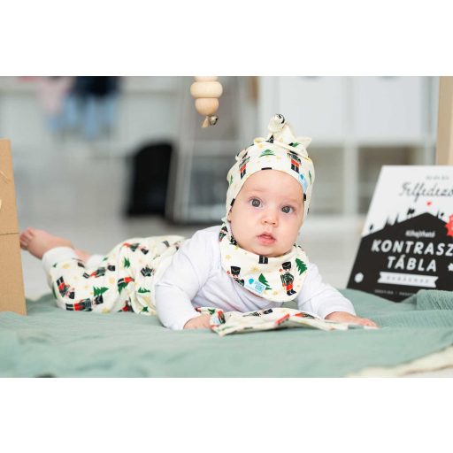 Csomós sapka, diótörő, karácsony, fehér