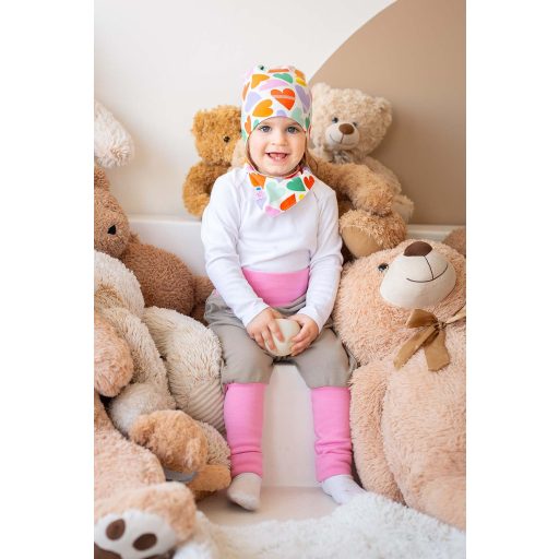 Beanie, szívek, színes