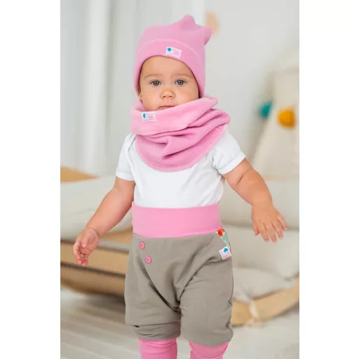 Bundás téli sapka, egyszínű, világos-pink