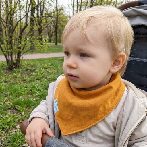 Nyálkendő, mustársárga, egyszínű